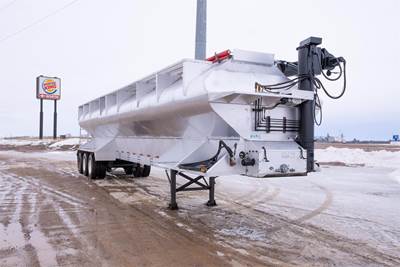 Sudenga 45' FEED FRONT UNLOAD 45ALBBTF Tri Axle Hopper / Grain Trailer