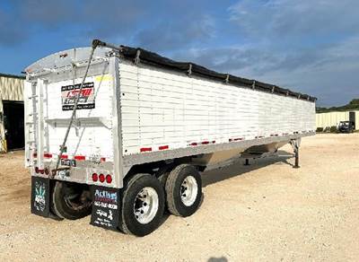 Timpte 42ft Hopper / Grain Trailer
