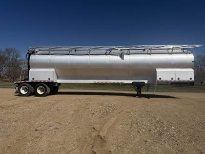 Warren AT-40-8 Hopper / Grain Trailer