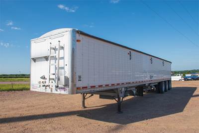 WILSON 50ft Tri Axle Aluminum Hopper / Grain Trailer