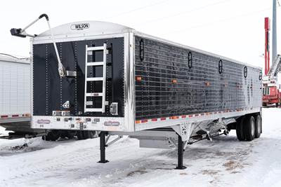 WILSON 44x96 Aluminum Hopper / Grain Trailer - Air Ride, Fixed Axle
