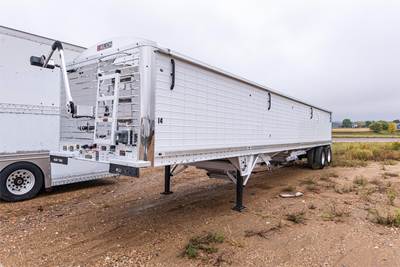 WILSON 44' GRAIN HOPPER Hopper / Grain Trailer