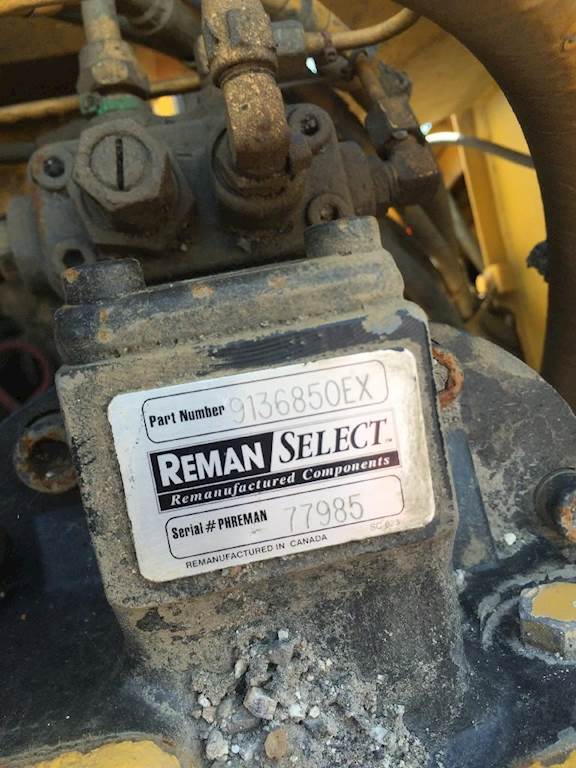 John Deere 892E LC Hydraulic Pump for a 1995 John Deere 892ELC For Sale