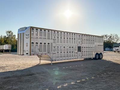 Merritt Livestock Trailer