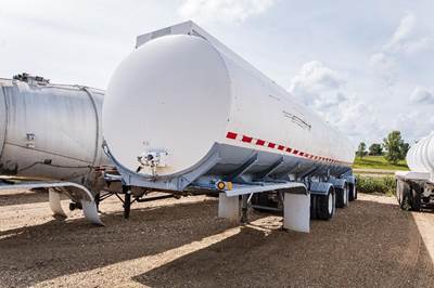 Fruehauf SS 7000 GAL TANKER Non Code Tank Trailer