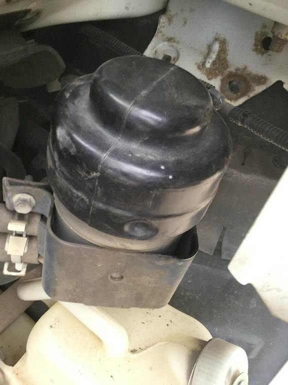2005 Isuzu NPR Right Power Steering Reservoir For Sale Jackson, MN 33933