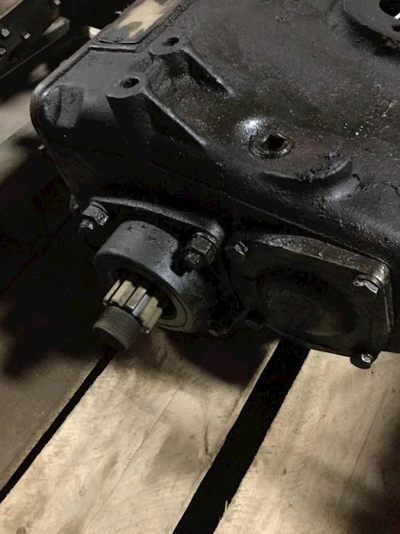 Clark 285V70 Transmission for a 1977 Chevrolet C65 For Sale Jackson