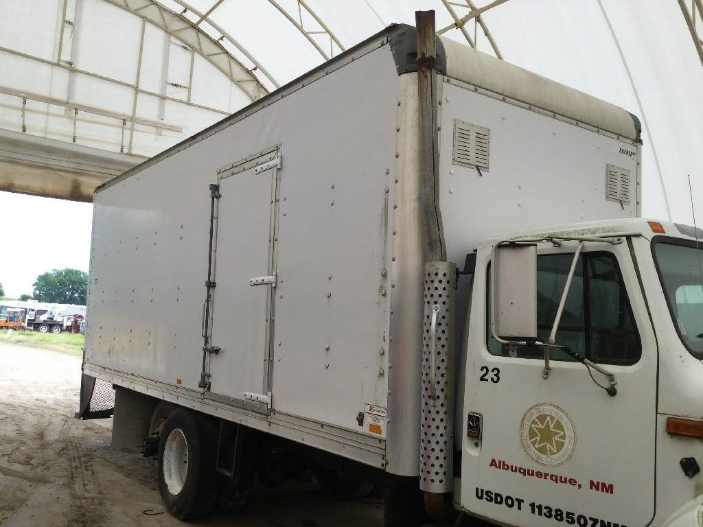 2001 Supreme 4900 Truck Body For Sale Jackson, MN 55649