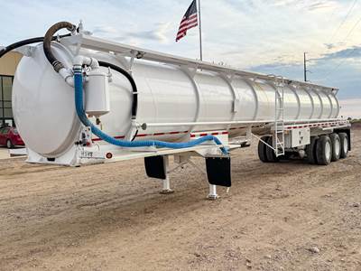 CT FABRICATION VAC TANKER Vacuum Tank Trailer