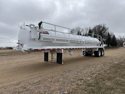 Dragon S 130 BBL Vacuum Tank Trailer