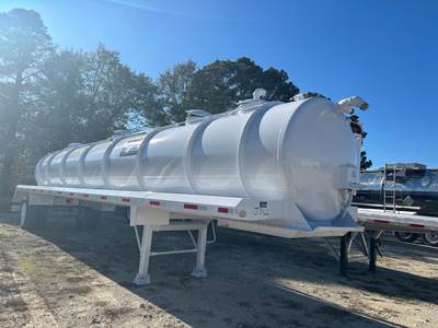 Dragon S 130 BBL Vacuum Tank Trailer