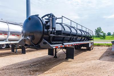 Kruz Tandem Axle Mild Steel Vacuum Tank Trailer