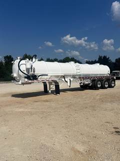 LONE STAR TRAILER & BODY 150 BBL VAC TANKER Vacuum Tank Trailer