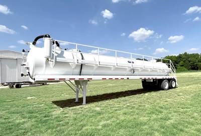 LONESTAR TRAILER & BODY 130 BBL VAC TANKER - AIR RIDE Vacuum Tank Trailer