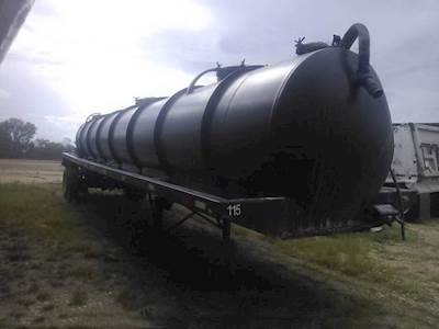 MENARD Tandem Axle Steel Vacuum Tank Trailer