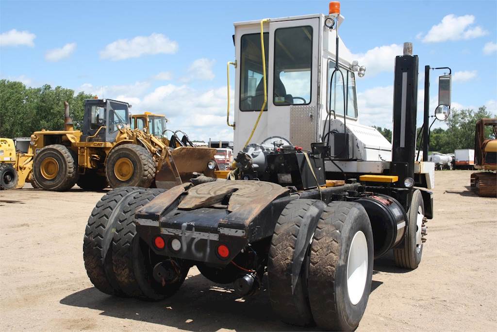 2002 Ottawa Commando 30 Yard Spotter Truck For Sale 2002 Ottawa Commando 30 Yard Spotter Truck For Sale