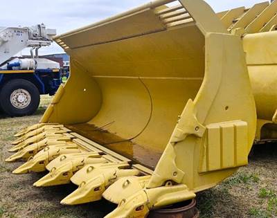 Komatsu WA800 Bucket