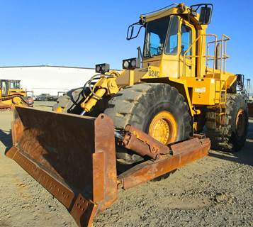 1990 Caterpillar 824C Dozer