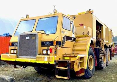 2008 Caterpillar EMT600 Fuel & Lube Truck