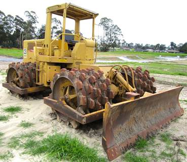 1978 Caterpillar 815 Landfill Compactor