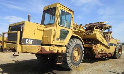 1990 Caterpillar 615C Scraper