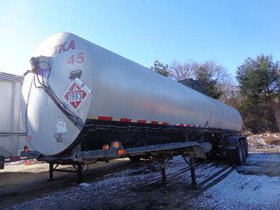 1992 Etnyre 9000 Gallon Asphalt / Hot Oil Tank Trailer