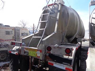 1979 Butler 1250 CU FT Dry Bulk / Pneumatic Tank Trailer For Sale ...
