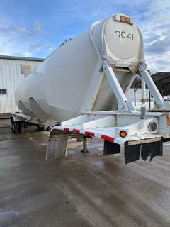 2003 Heil 1240 Cu Ft Aluminum Barrel Dry Bulk / Pneumatic Tank Trailer