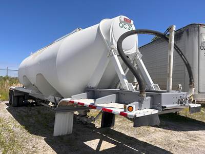 2003 Heil 1240 Cu Ft Aluminum Barrel Dry Bulk / Pneumatic Tank Trailer