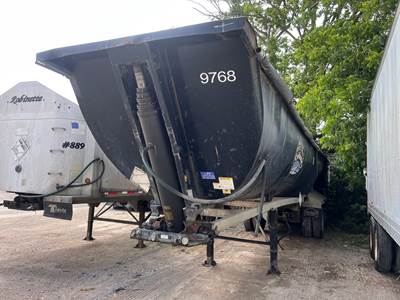 2010 MAC Trailer End Dump Trailer