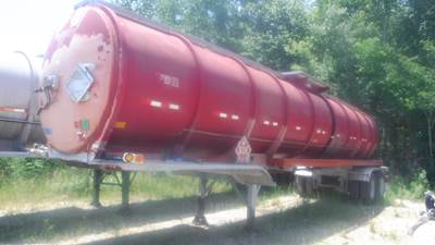 1972 Fruehauf 7450 Gallon Non Code Tank Trailer