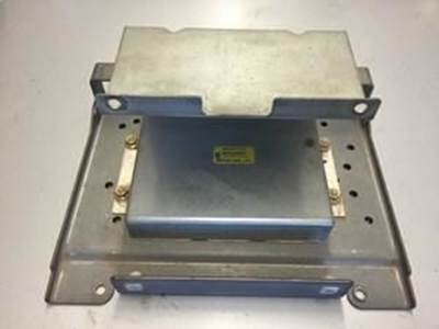 Used Abs ECM With Bracket Off 2000 Mitsubishi FE649. MK327579