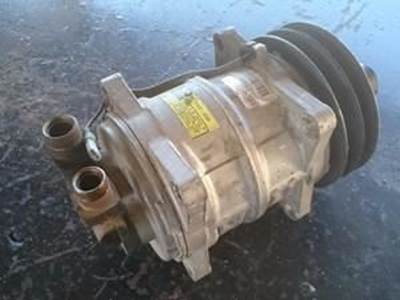 Tama A/C Compressor R134a With A 2-GROOVE V-Belt Pulley And 2 Top Rear Line