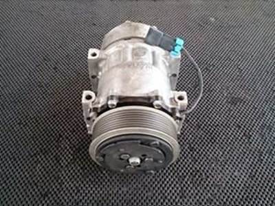 Used A/C Compressor With 8 Groove Serpentine Pulley For Cummins Isb