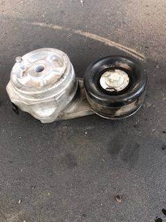 Good Used Belt Tensioner For A Cummins Isx. OEM No: 0737231