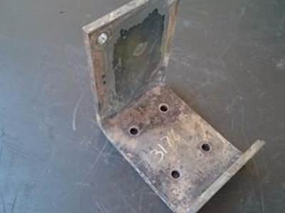 Engine BrAcket For A 3176, 10 Holes For Mounting And shAllow U-shApe