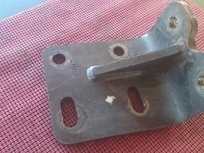 Right Side Engine Mount For A Peterbilt Engine