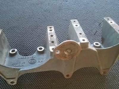 Detroit Diesel Series 60 A/C Compressor And Alternator Bracket