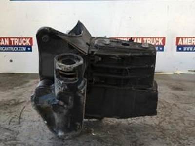 Used Bumper Bracket For Freightliner Cascadia