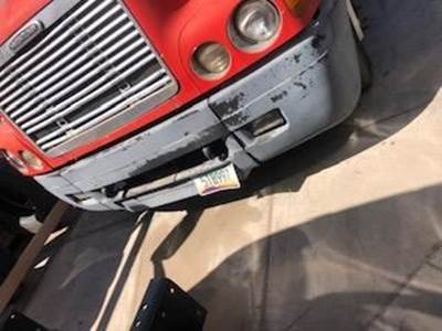 Good Used Steel Front Bumper Assembly For A 2001 Freightliner Century ClAss 112
