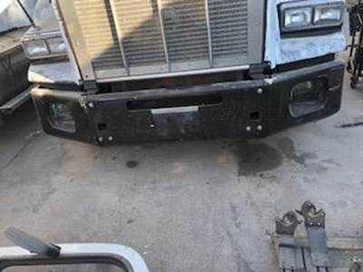 Good Used Front Bumper Assembly For A 2014 Kenworth T800