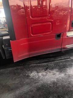 Good Used PAssenger Side CAb FAiring For A 2015 Freightliner CAscAdiA 125