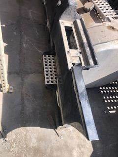 Good Used Driver Side TAnk FAiring For A 2020 Volvo VNL64T