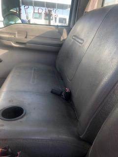 Good Used PAssenger Side Front Bench SeAt For A 2000 Ford F750