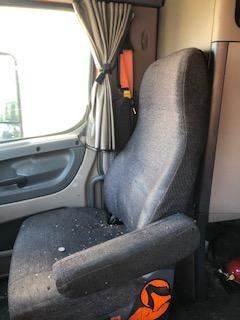 Good Used PAssenger SeAt For A 2013 Freightliner CAscAdiA 125