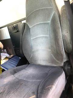 Good Used Driver Side Air Ride SeAt For A 2001 InternAtionAl 4900