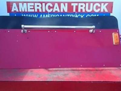Used Cab Fairing For 1996 Freightliner FLD