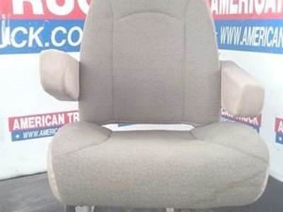 Used Passenger Side Seat It's In Good Condition It's Just Dirty For 2008