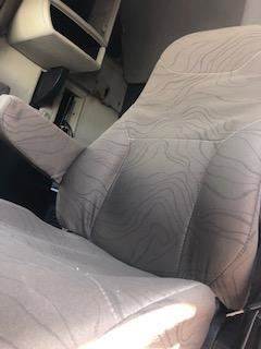 Good Used Driver Side SeAt For A 2014 Volvo VNL64T