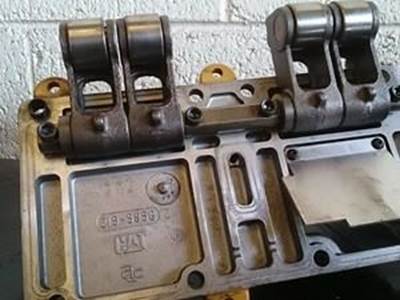 Good Clean And Inspected Cam Follower And Cover With Oil Filter Base For